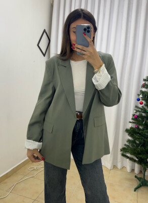 Oversize Poliviskon Haki Ceket – Kolları Kıvrılabilir Şık Tasarım - 2