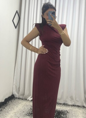 Sırt Dekolteli Beli Büzgülü Elbise – Bordo, Zarif ve Feminen - 3